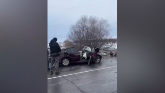 В Воронежской области произошло ужасное смертельное лобовое ДТП со Skoda и фурой