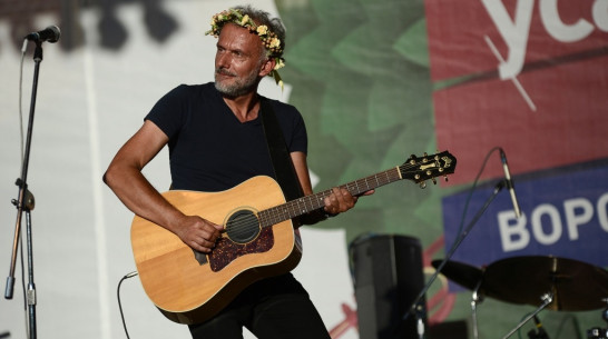 Лидер «Мегаполиса» Олег Нестеров в Воронеже: «Хрущев был идеальным продюсером»