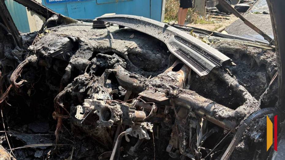 Из-за атаки БПЛА на Воронеж ночью 3 августа повреждены 6 машин, 9 квартир и частные дома