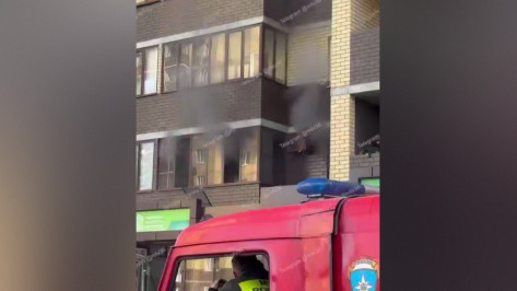 В Воронеже днем 13 марта загорелась многоэтажка в жилом массиве «Олимпийский»