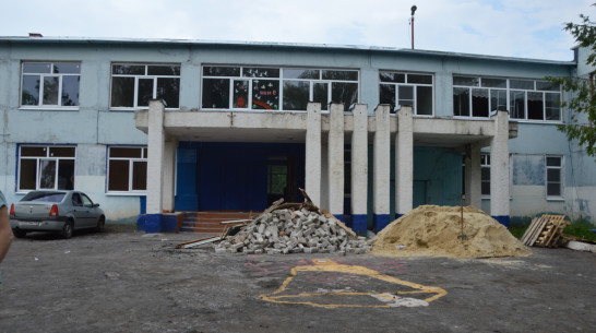 В эртильском поселке Первомайский на капремонт школы направили более 21 млн рублей