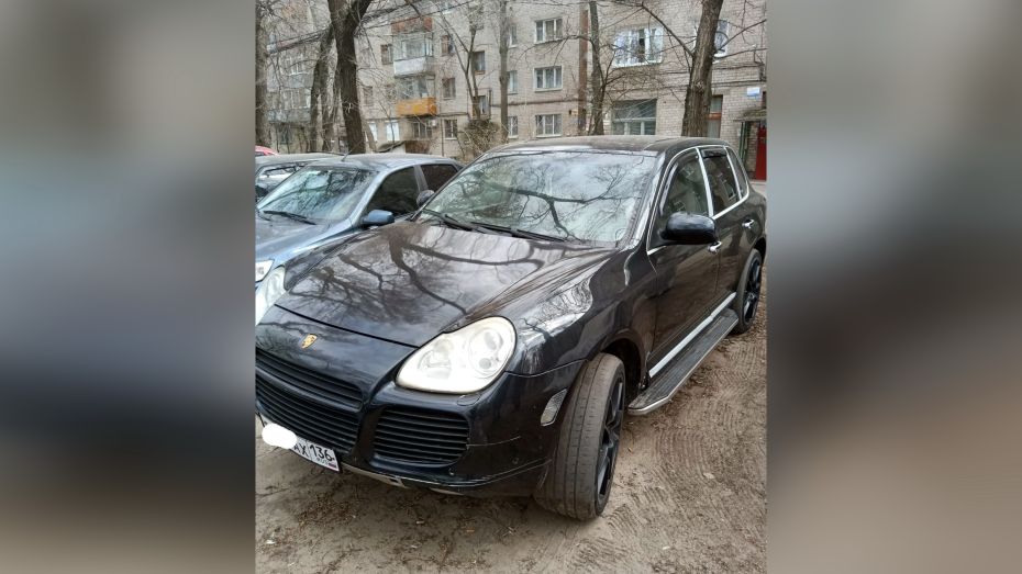 Под Воронежем у мужчины изъяли Porsche Cayenne за неуплату транспортного налога