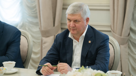 Губернатор Воронежской области встретился с директором Федеральной службы судебных приставов