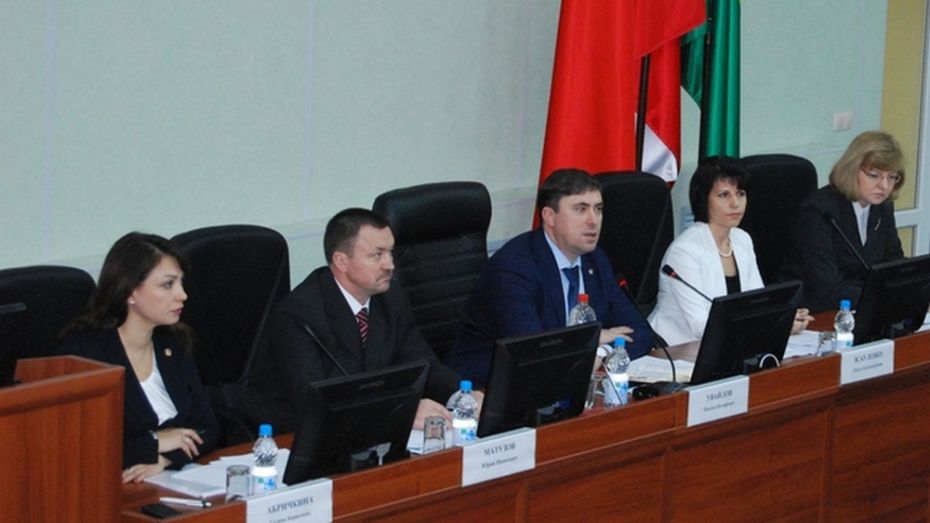Воронежский вице-премьер напомнил муниципалитетам о бутлегерах
