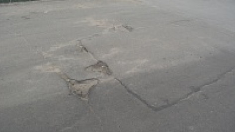 В Острогожске начался ямочный ремонт дорог