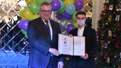 В Воронежской области 300 волонтеров получили награды за вклад в развитие добровольчества
