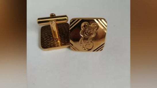 В Воронежской области продаются запонки за 5 млн рублей с олимпийским мишкой