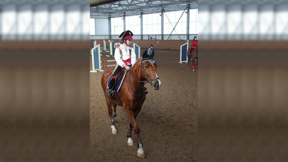 Павловская школьница получила 1-е место на Кубке области по конному спорту за лучший костюм