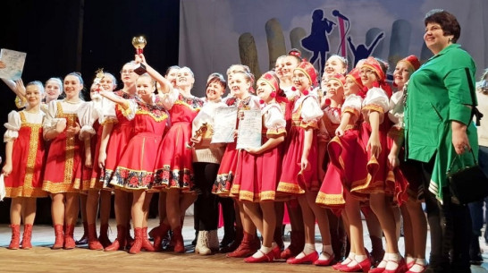 Хохольские танцоры получили Гран-при международного конкурса «Новогодняя феерия»