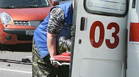 В Семилукском районе водитель «Жигулей» сбил женщину у поселкового магазина и скрылся с места происшествия