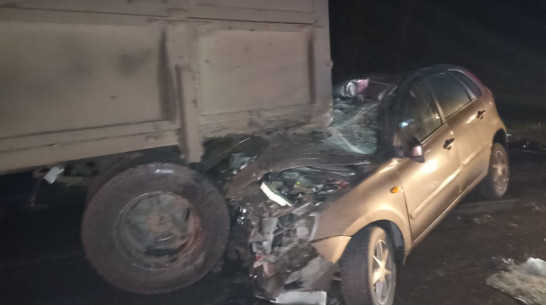 На трассе Курск – Воронеж в ДТП с КамАЗом погибла 21-летняя пассажирка «Лады Калины»
