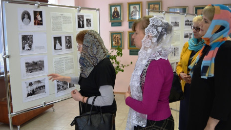 В Россоши открылась выставка снимков последнего русского императора