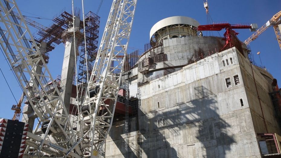 На Нововоронежской АЭС заканчивают строительство защитной оболочки реактора