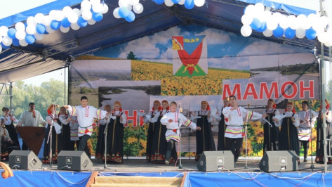 Петропавловский народный хор стал лауреатом межрегионального фестиваля-эстафеты «Песни над Доном»