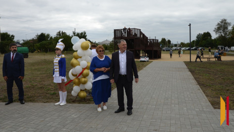 В калачеевском селе Заброды по инициативе жителей обустроили парк