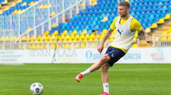 Защитник Игорь Калинин из «Ростова» пополнил состав воронежского «Факела»