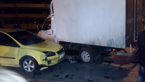 Полиция: разбивший 13 машин в Воронеже автомобилист был пьян