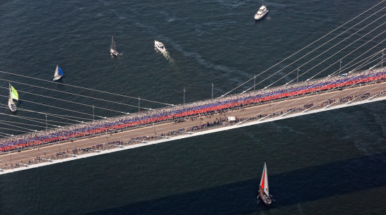 «Живой» флаг России войдет в Книгу рекордов Гиннесса 