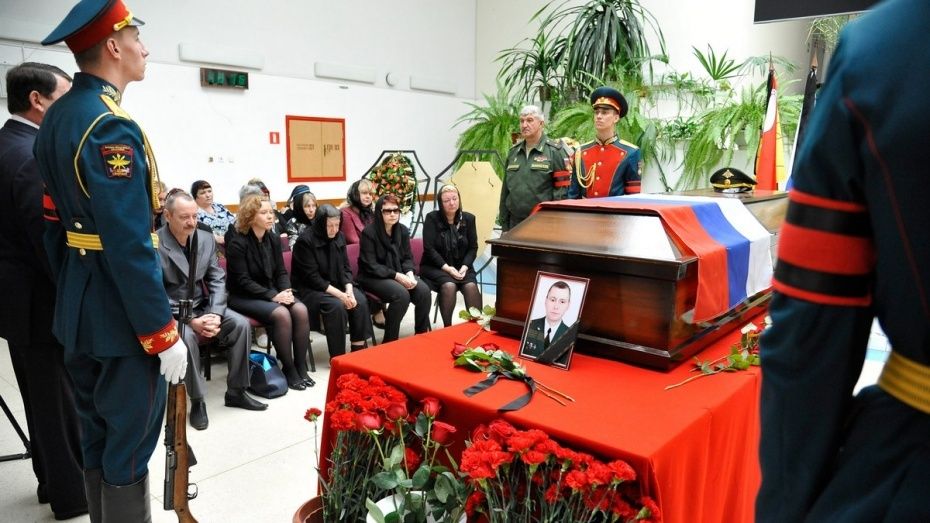Памятная доска убитому в Сирии Антону Ерыгину появится в лицее Воронежа 9 декабря