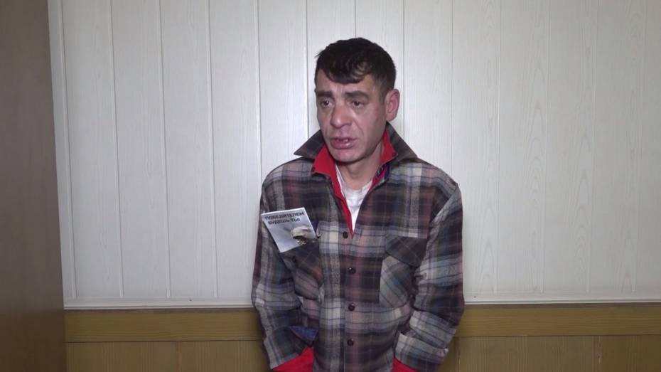 Вандал, осквернивший Вечный огонь на памятнике Славы в Воронеже, предстанет перед судом