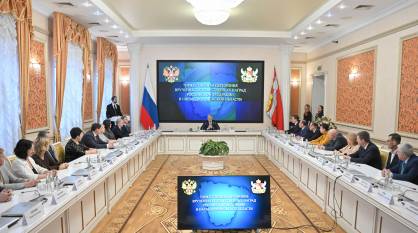 Губернатор Александр Гусев вручил госнаграды выдающимся воронежцам