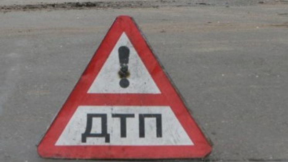 В Воронежской области водитель «Газели» погиб после столкновения с легковушкой