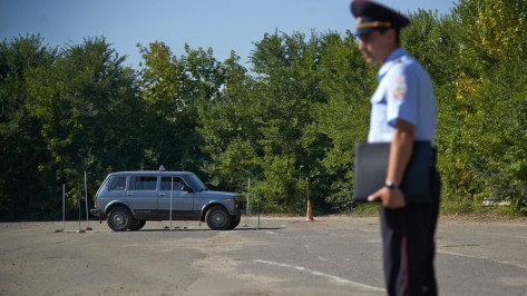 Отделы ГИБДД в Воронеже возобновили работу