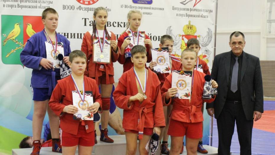 Таловские спортсмены выиграли 3 «золота» на открытом областном турнире по самбо	