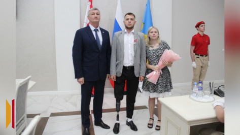 Воронежскому участнику СВО вручили орден Мужества