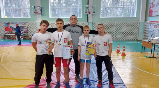 Эртильский борец взял «золото» всероссийского турнира в Тульской области