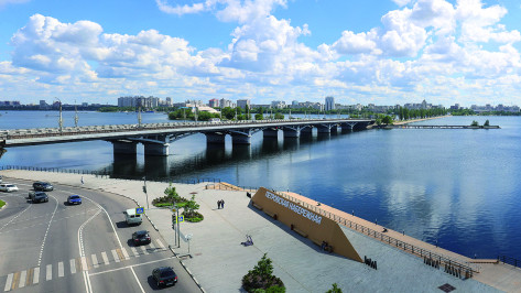 Депутаты Воронежской городской думы попросили губернатора о поддержке ремонта школ и дорог в частном секторе