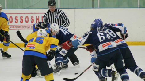 Хоккеисты «Россоши» обыграли «Брянск» и вышли в четвертьфинал