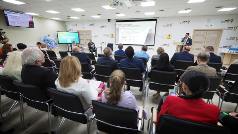Крупные компании в Воронеже поделились опытом по внедрению принципов ESG в корпоративном управлении и культуре