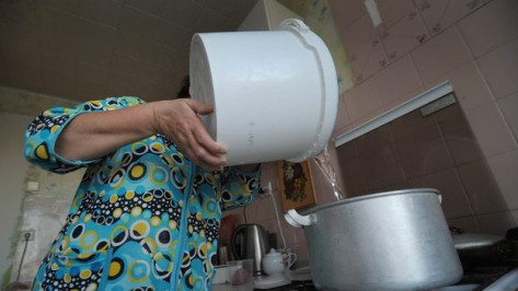Многим жителям Советского района Воронежа придется посидеть без горячей воды лишнюю неделю