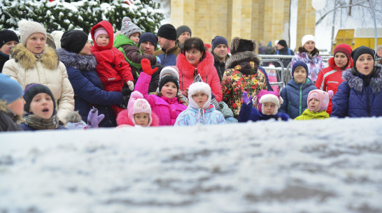 Праздник к нам приходит. Воронежские врачи напомнили о пользе разумного поведения в долгие выходные
