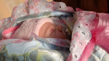 Новорожденные девочки превзошли мальчиков по количеству в 3 районах Воронежской области