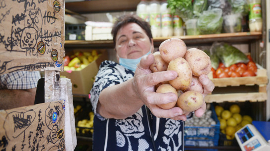 На воронежских рынках проверили цены на овощи
