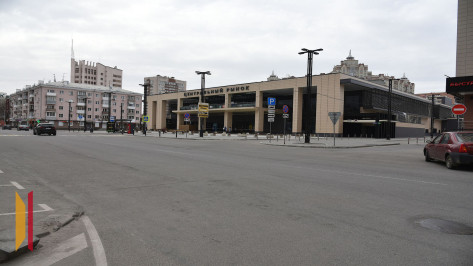 В Воронеже возле Центрального рынка на 16 часов запретят парковку