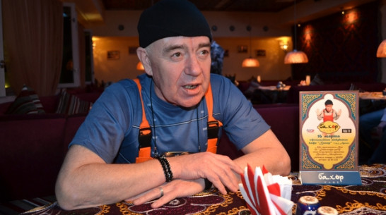 Джамшут из «Нашей Раши»: «За мою «фирменную» оранжевую спецовку бешеные деньги предлагают!»