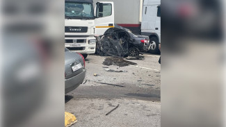 Жуткое ДТП на улице Антонова-Овсеенко в Воронеже стало результатом гонки: видео