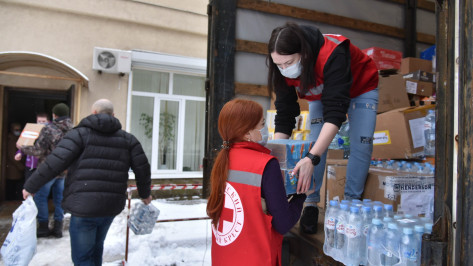 В Воронеж прибыл гуманитарный груз для эвакуированных из Донбасса
