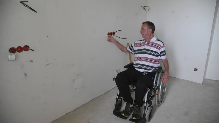 «Хочу жить как человек». Параспортсмен из Воронежа попросил помочь с ремонтом квартиры