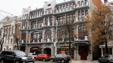 В Воронеже к единому дизайну привели 2,6 тыс входных групп зданий