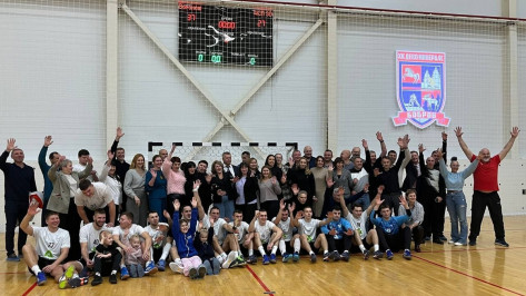 В Боброве отметили вековой юбилей воронежского гандбола