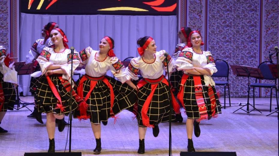 Народный ансамбль танца «Дон» из Павловска завоевал Гран-при международного конкурса