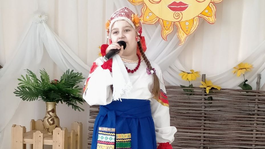 Семилукская вокалистка стала лауреатом творческого конкурса «Михайловское кружево»