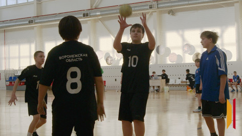 В Боброве прошел гандбольный турнир памяти Алексея Саядяна