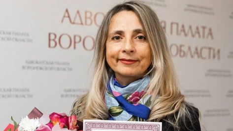 В Воронеже обвиняемую в краже денег у своей клиентки адвоката Викторию Стукову выпустили из СИЗО