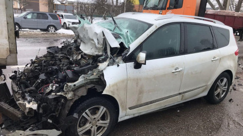 В ДТП под Воронежем пострадал 70-летний водитель иномарки