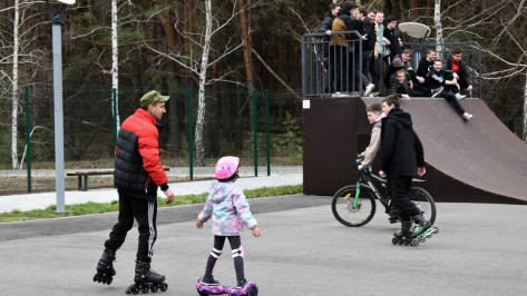 В калачеевском селе Заброды открыли скейт-парк